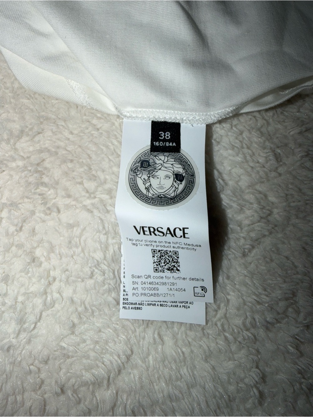NWT Versace White Crystal Medusa Logo T-Shirt Sz 38 - Picture 5 of 6